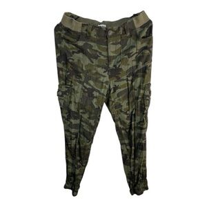 Love, Fire Women’s Camouflage Cargo Joggers with Ribbed Waistband Size S/P Y2K